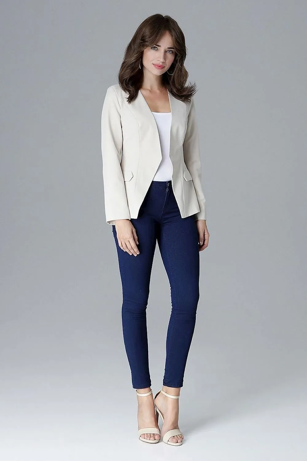 Chic Utility Jacket with Spacious Pockets