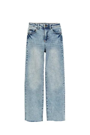 Crop Straight With Fray Hem