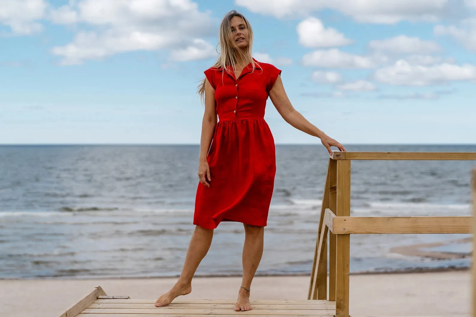Fitted Linen Dress CINDERELLA In Red