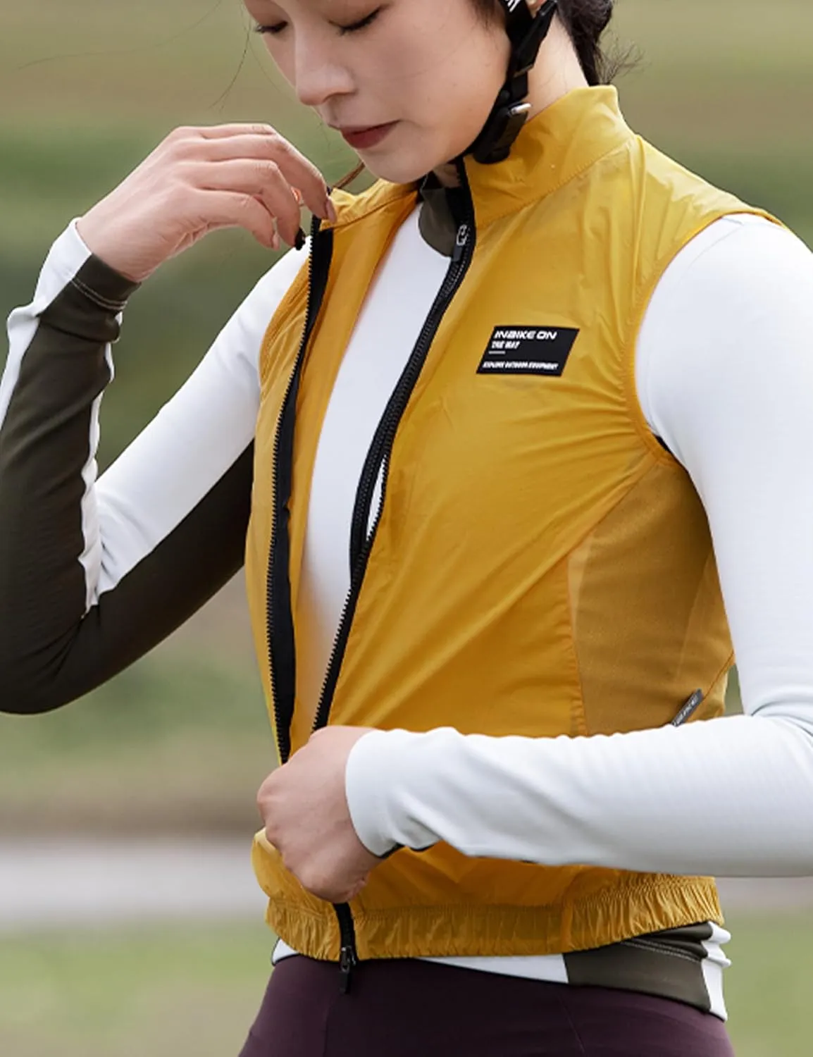 INBIKE Womens Cycling Jackets Windproof Lightweight Windbreaker Water-resistant Bike Jackets Breathable Running Jacket Biking